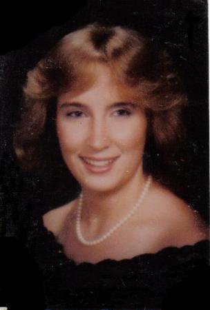 Eva Mitchell Photo 1