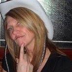 Joanne Sutton Photo 37