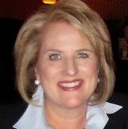 Melanie Roberts Photo 36