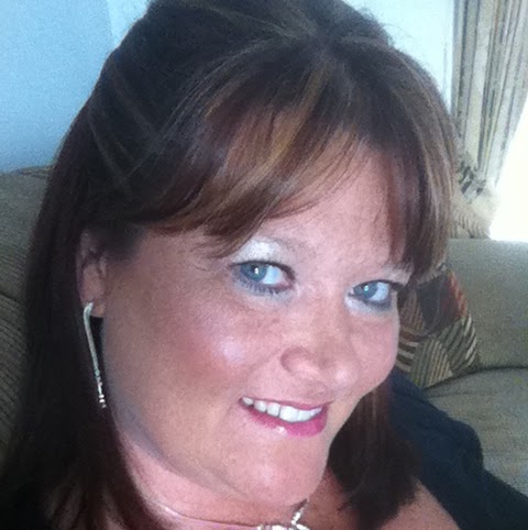 Tammy Hardy Photo 20