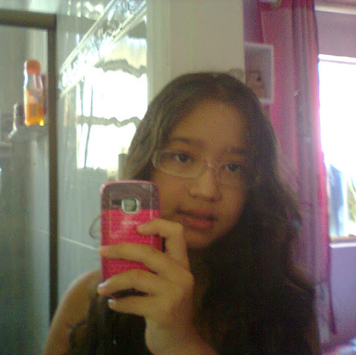 Sarah Vera Photo 8
