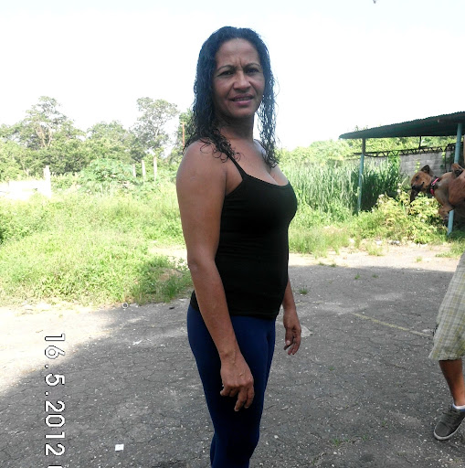 Leida Perez Photo 16