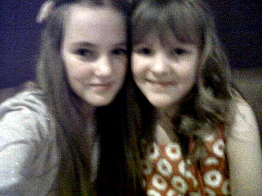 Holly Bradley Photo 17