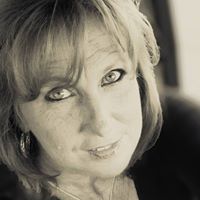 Marcia Calhoun Photo 20