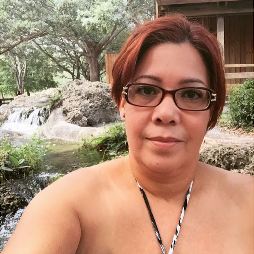 Shirley Martinez Photo 40