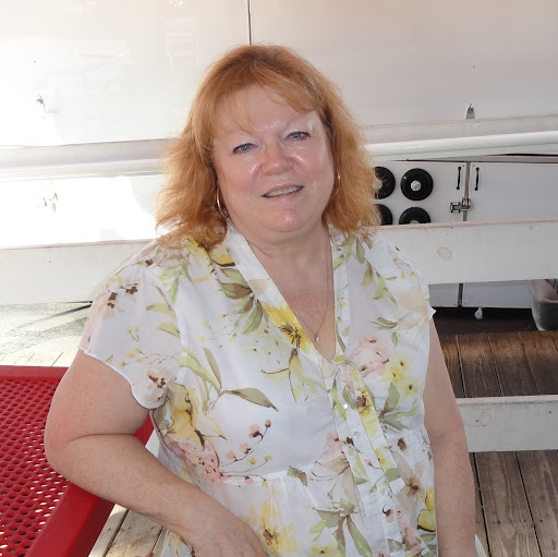Brenda Robinson Photo 13