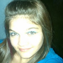Rebecca Roberson Photo 33