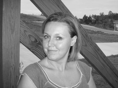 Shannon Scott Photo 14