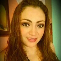 Elizabeth Pinto Photo 27