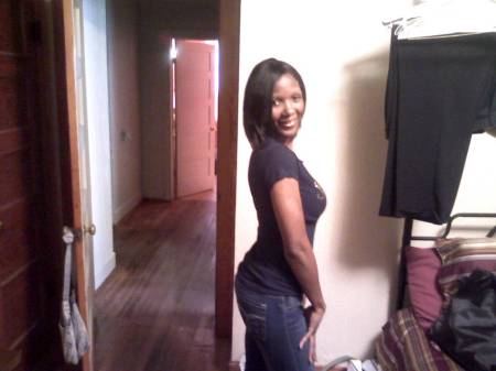 Felicia Mitchell Photo 17