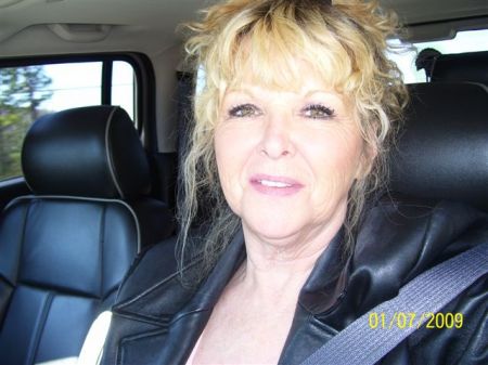 Darlene Adams Photo 7
