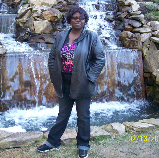 Charlene Williams Photo 28
