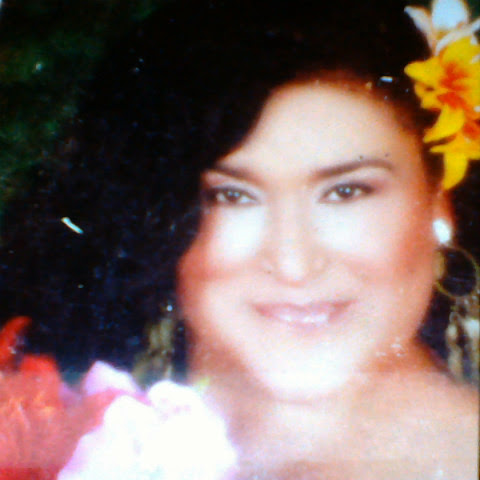 Alicia Bassett Photo 20