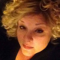 Julie Roark Photo 17