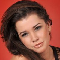 Eva Stone Photo 22