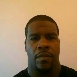 Adrien Clarke Photo 4