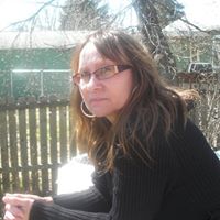 Claudia Hall Photo 5
