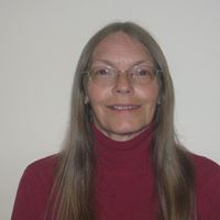 Linda Irwin Photo 16