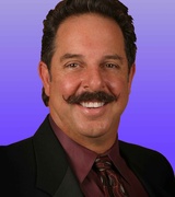Steven Larson Photo 13