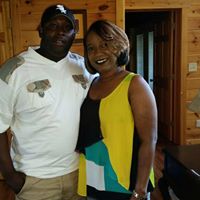 Andrea Matthews Photo 15