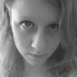 Stephanie Adkins Photo 31