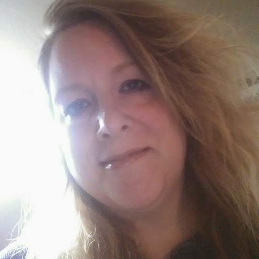 Michelle Pickett Photo 20