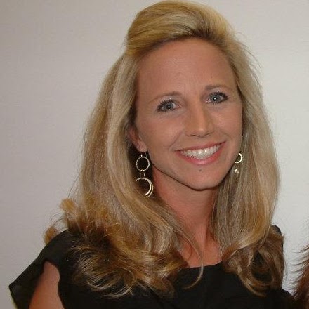 Amy Bonner Photo 27
