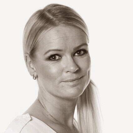 Christina Henriksen Photo 4