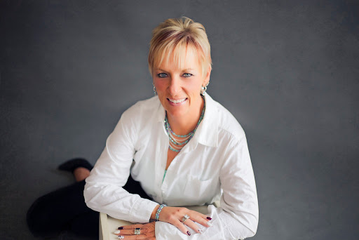 Lisa Dirose Photo 5