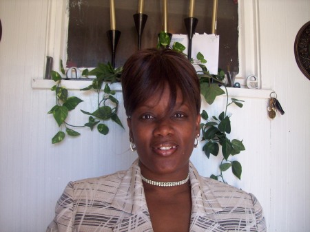 Lisa Atkins Photo 17
