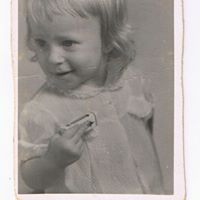 Anne Turner Photo 21