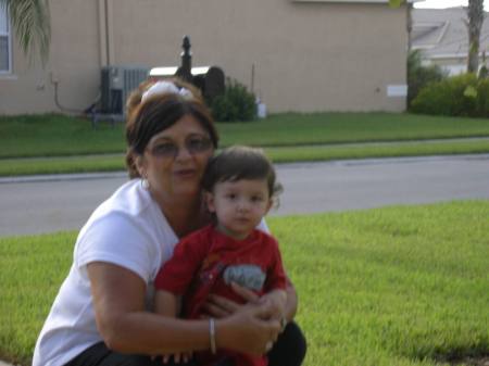Carol Gross Photo 12