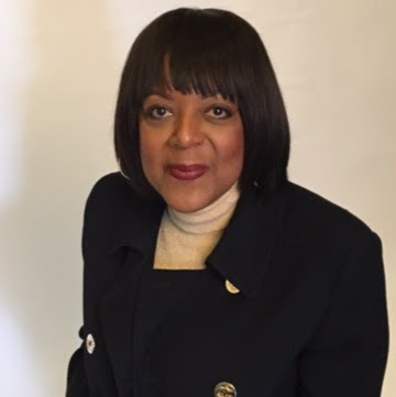 Beverly Robinson Photo 34
