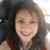 Claudia Campos Photo 34