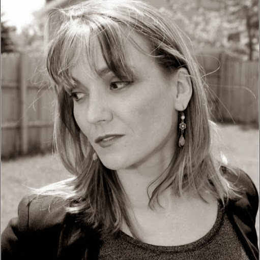 Lisa Mueller Photo 42
