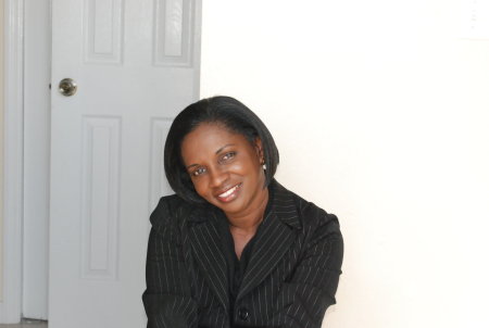 Avis Russell Photo 13
