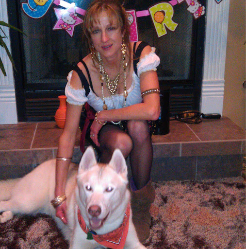 Joyce Cox Photo 26
