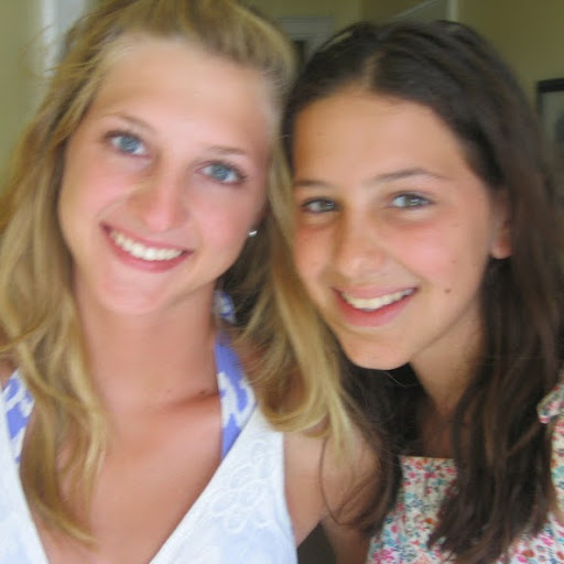 Julia Hood Photo 9