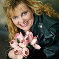 Nancy Goddard Photo 25