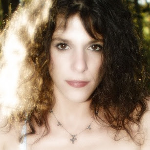 Laurie Sachs Photo 17