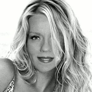 Debbie Bien Photo 20