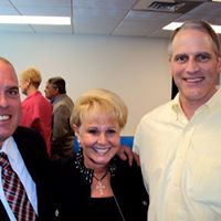 Suzanne Pratt Photo 22