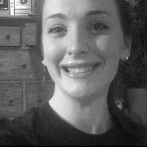 Hannah Perry Photo 30