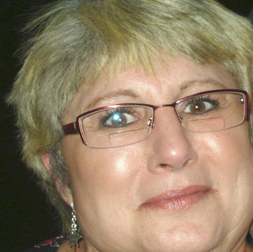 Robin Robbins Photo 31