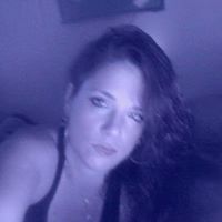 Erin Kelly Photo 38