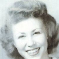 Elizabeth Hendrick Photo 14