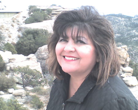 Cynthia Summers Photo 22