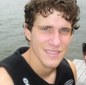 Robert Runner Photo 9
