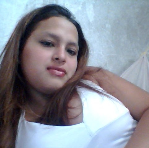 Elizabeth Torres Photo 18