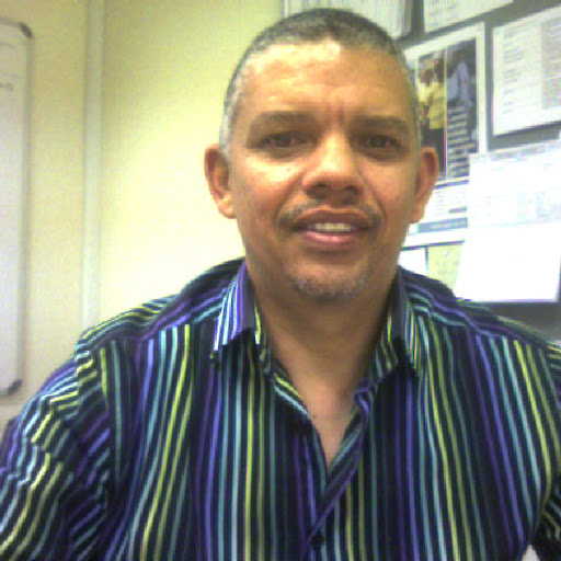 Lawrence Reynolds Photo 30